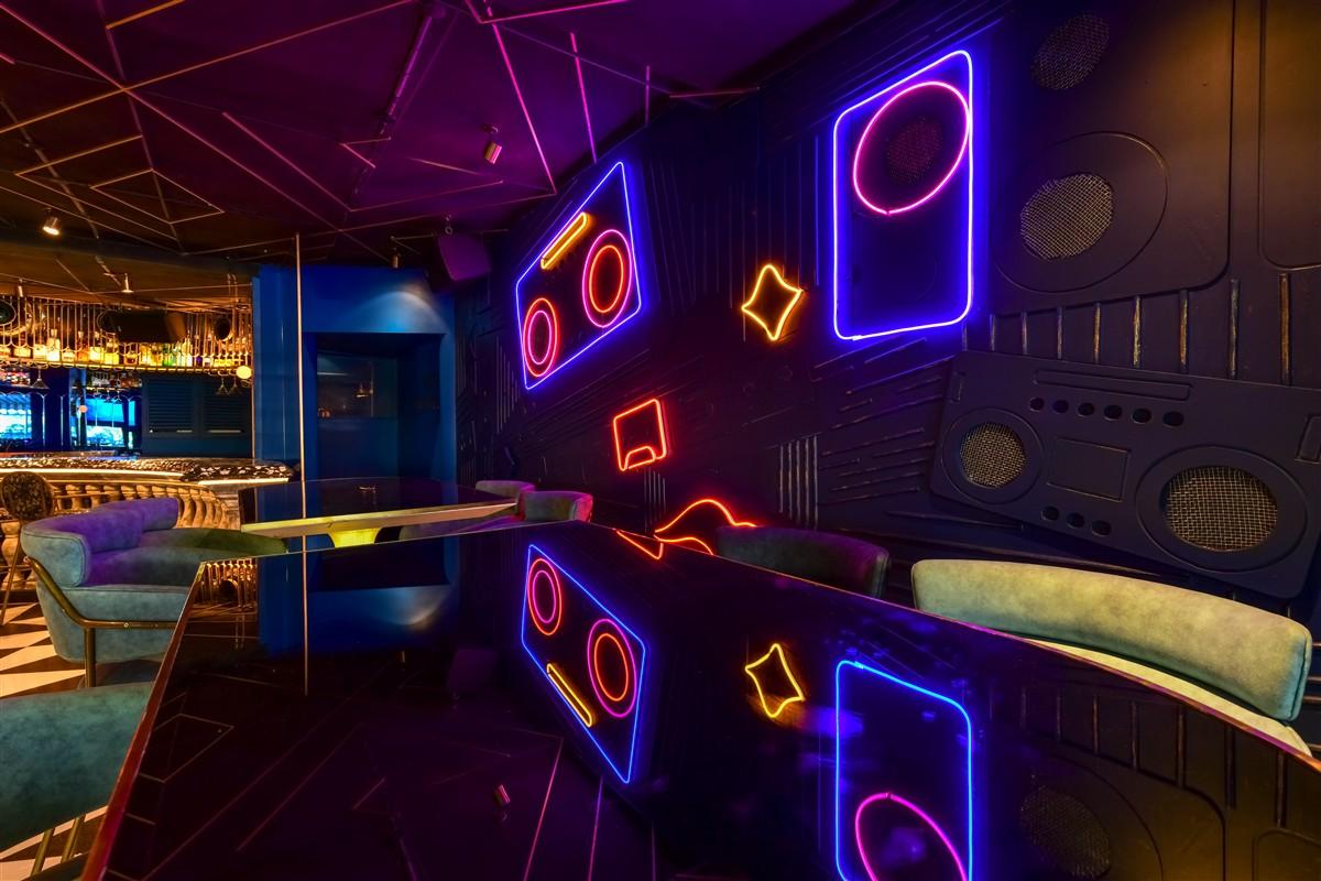 radio-bar Image 16